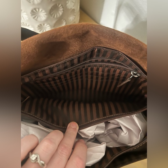 Jack George’s Voyager Olivia Crossbody Bag Brown Hand Stained Buffalo Leather - Picture 6 of 16